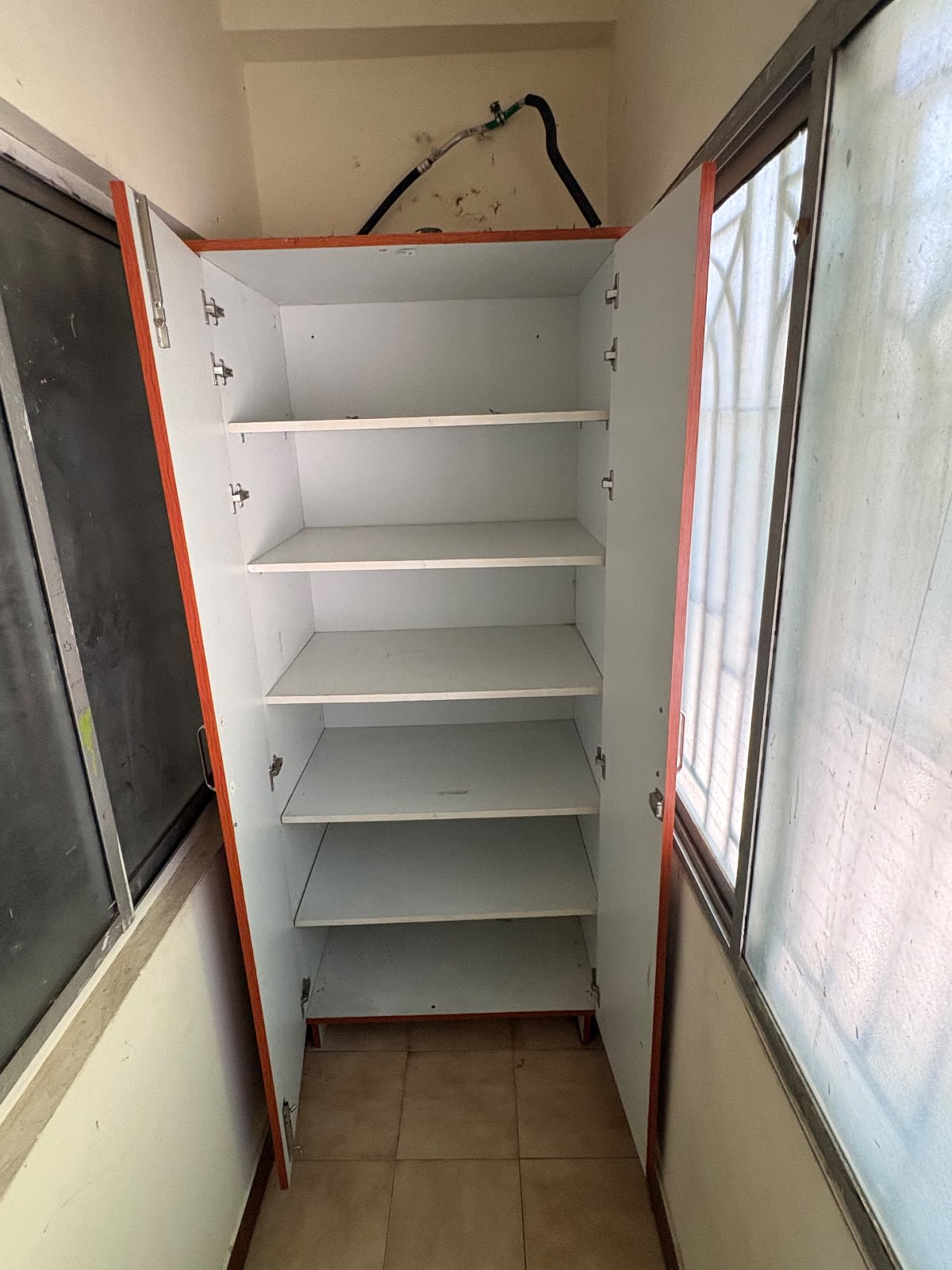 4 wardrobes - Thumbnail 7
