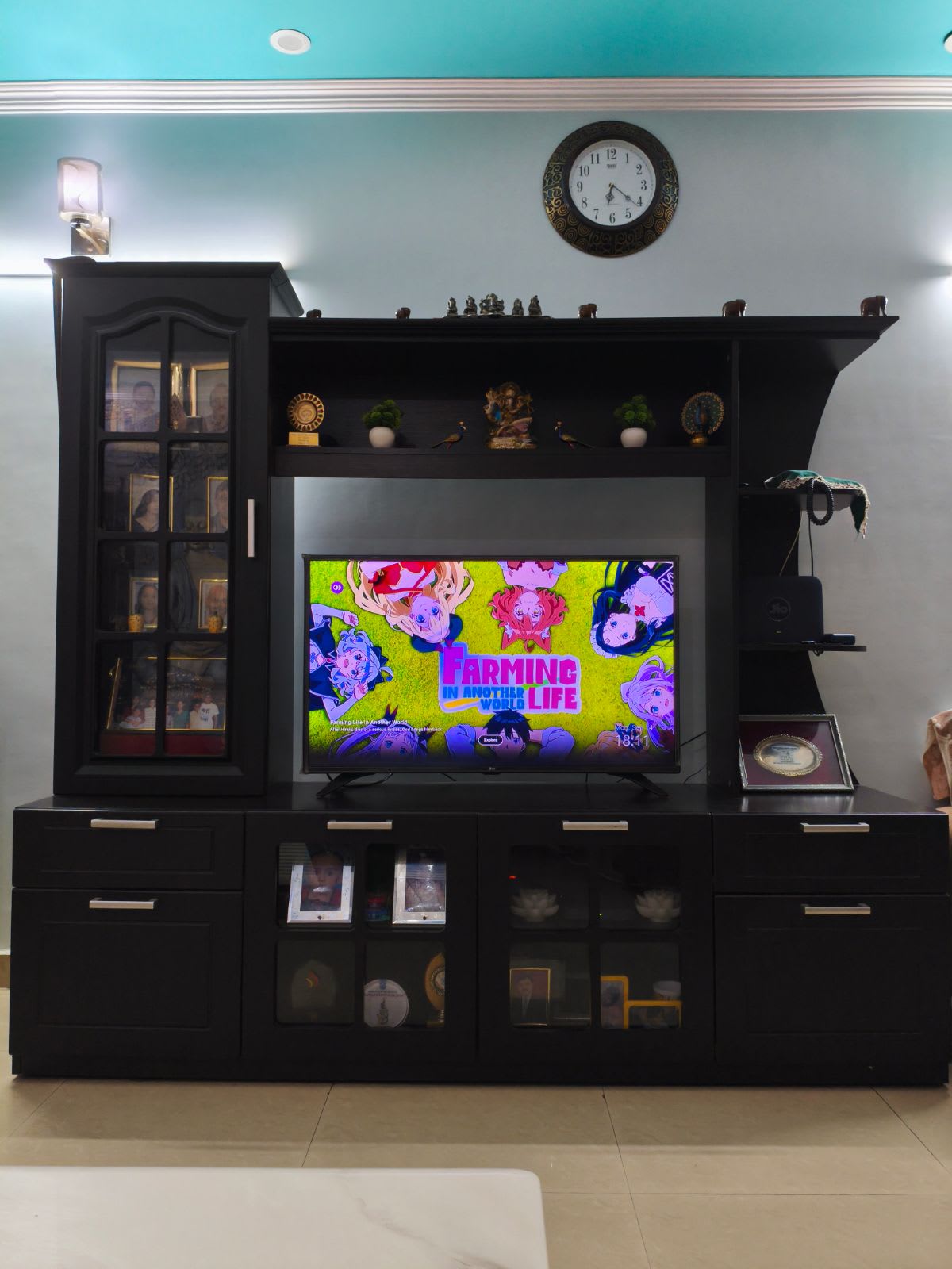 Attractive TV Unit - Thumbnail 2