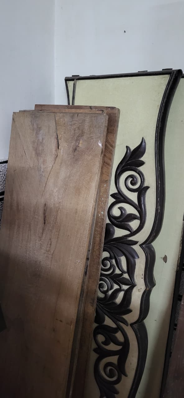 Bed - Image 1