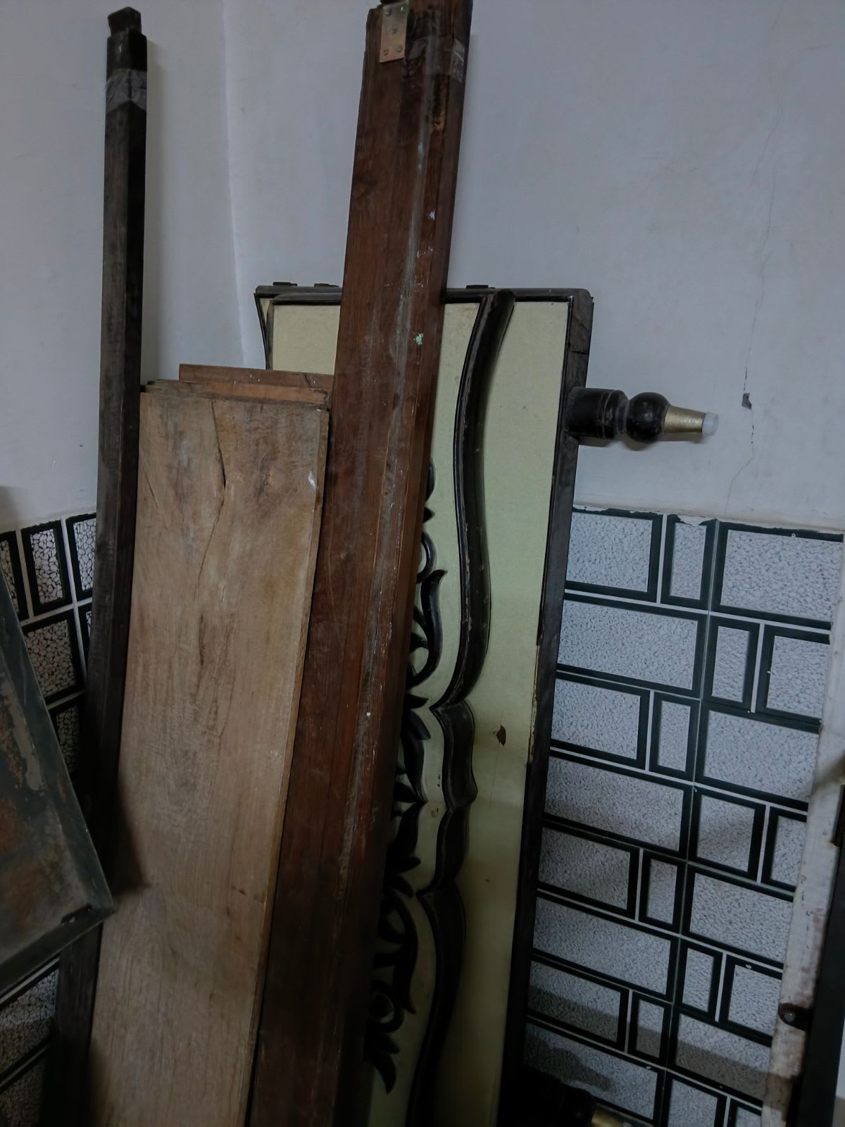 Bed - Thumbnail 2