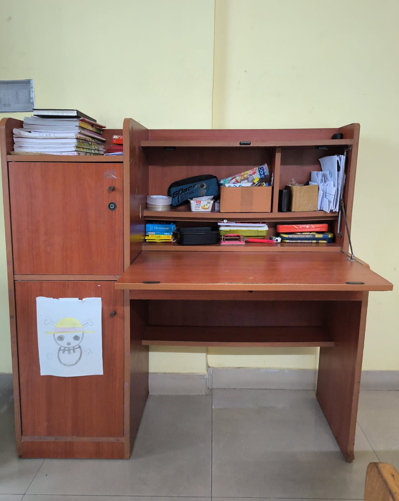 Study cum store table - Thumbnail 3