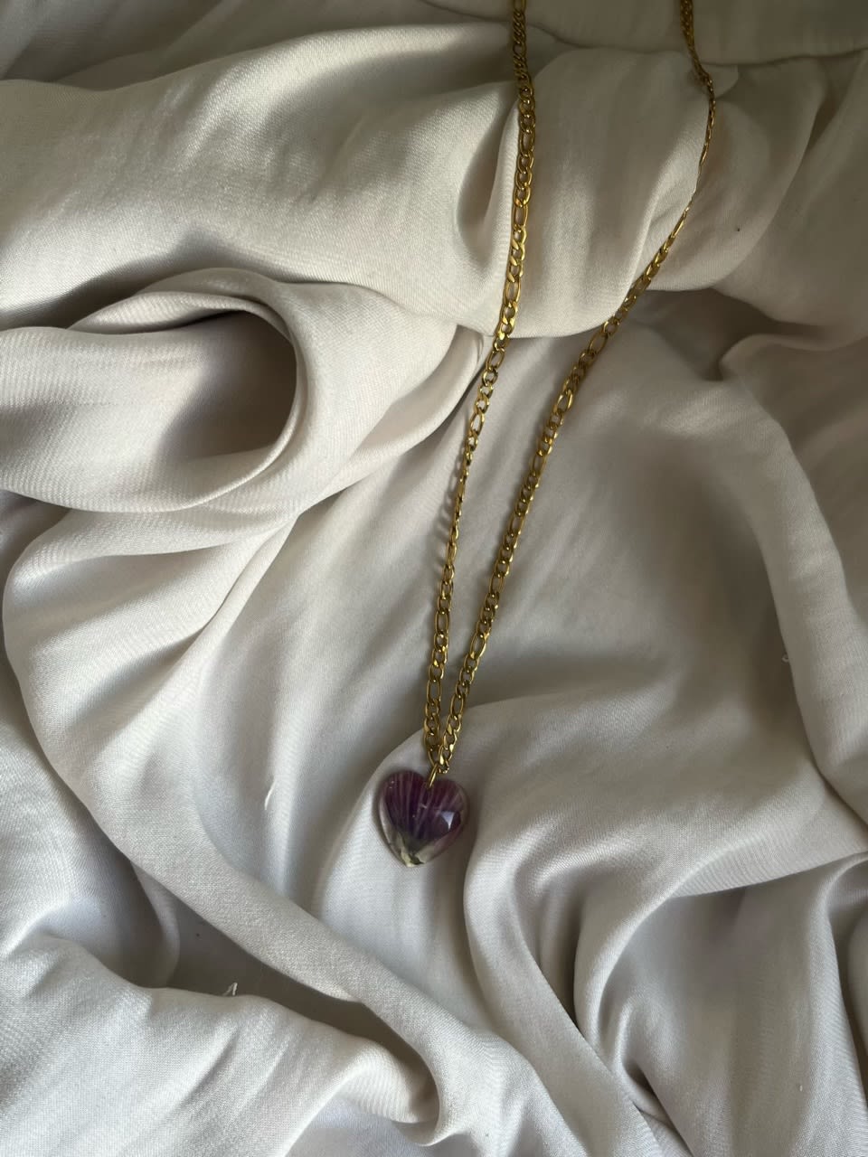 Necklace your own flower, forever yours. Real flower & stainless steel.