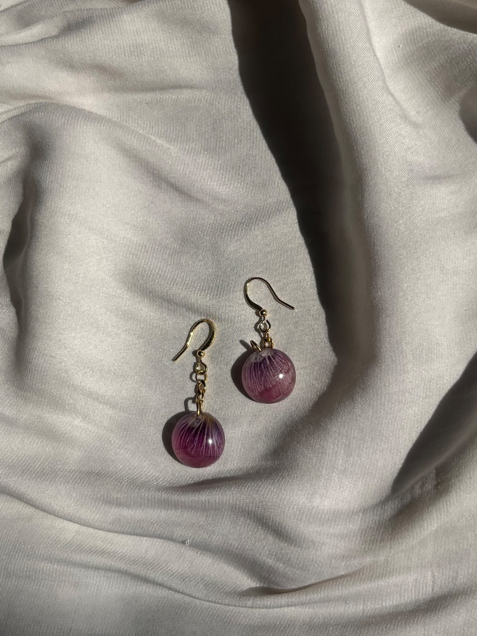 Earrings with real flowers in resin & stainless steel