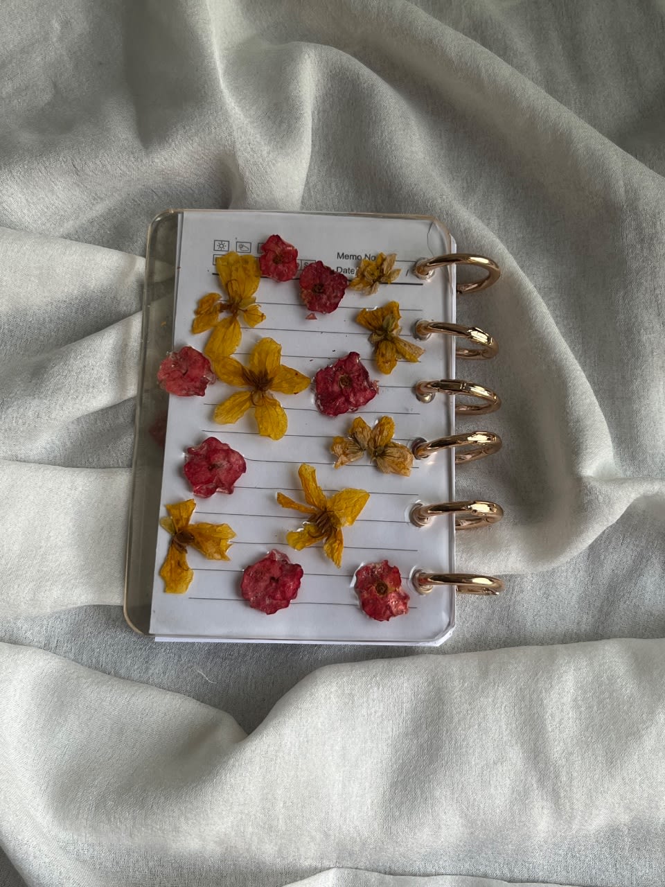 Notebook resin with real flowers 