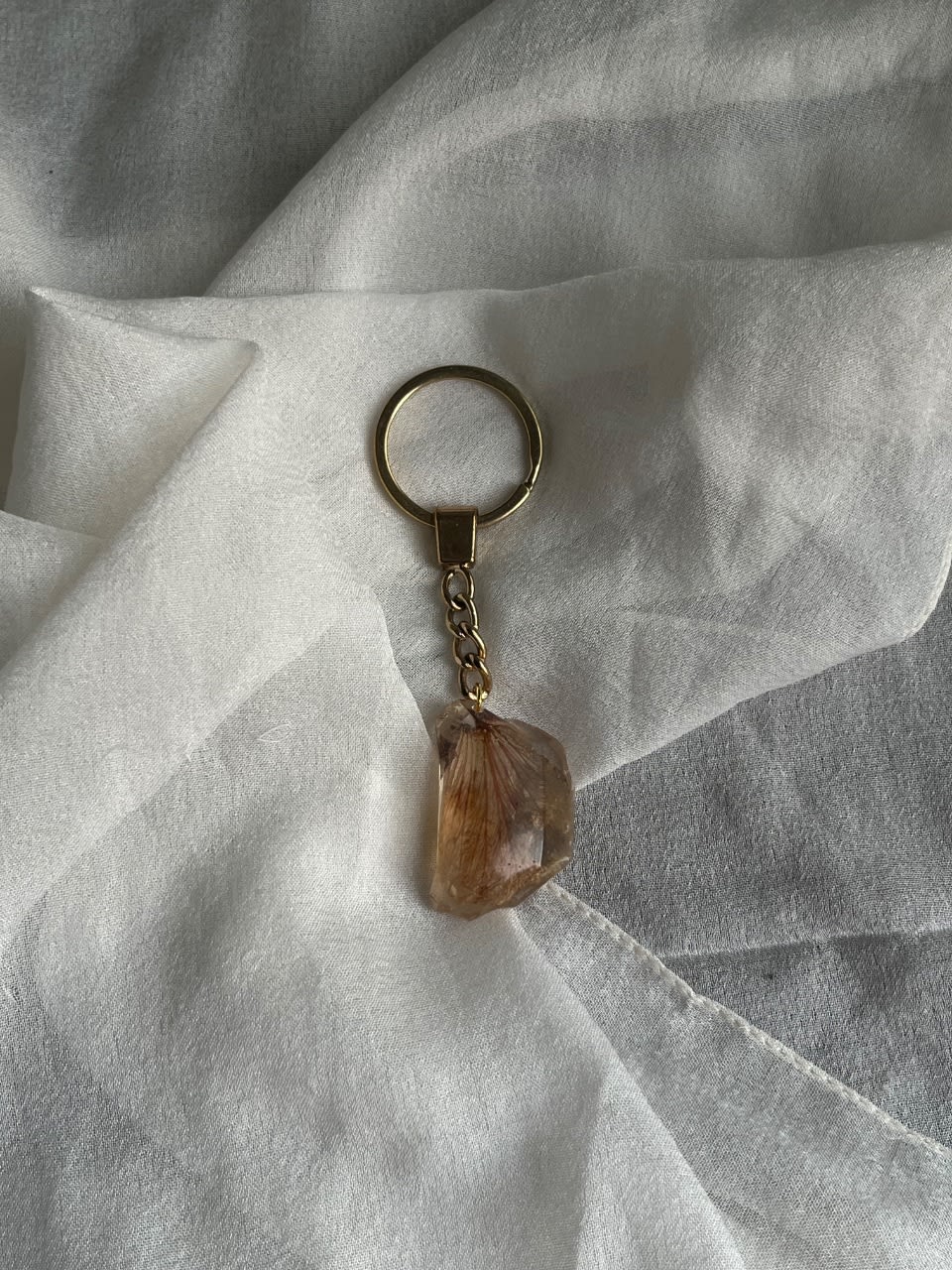 Keychain, stone-shaped, made with resin & real flowers