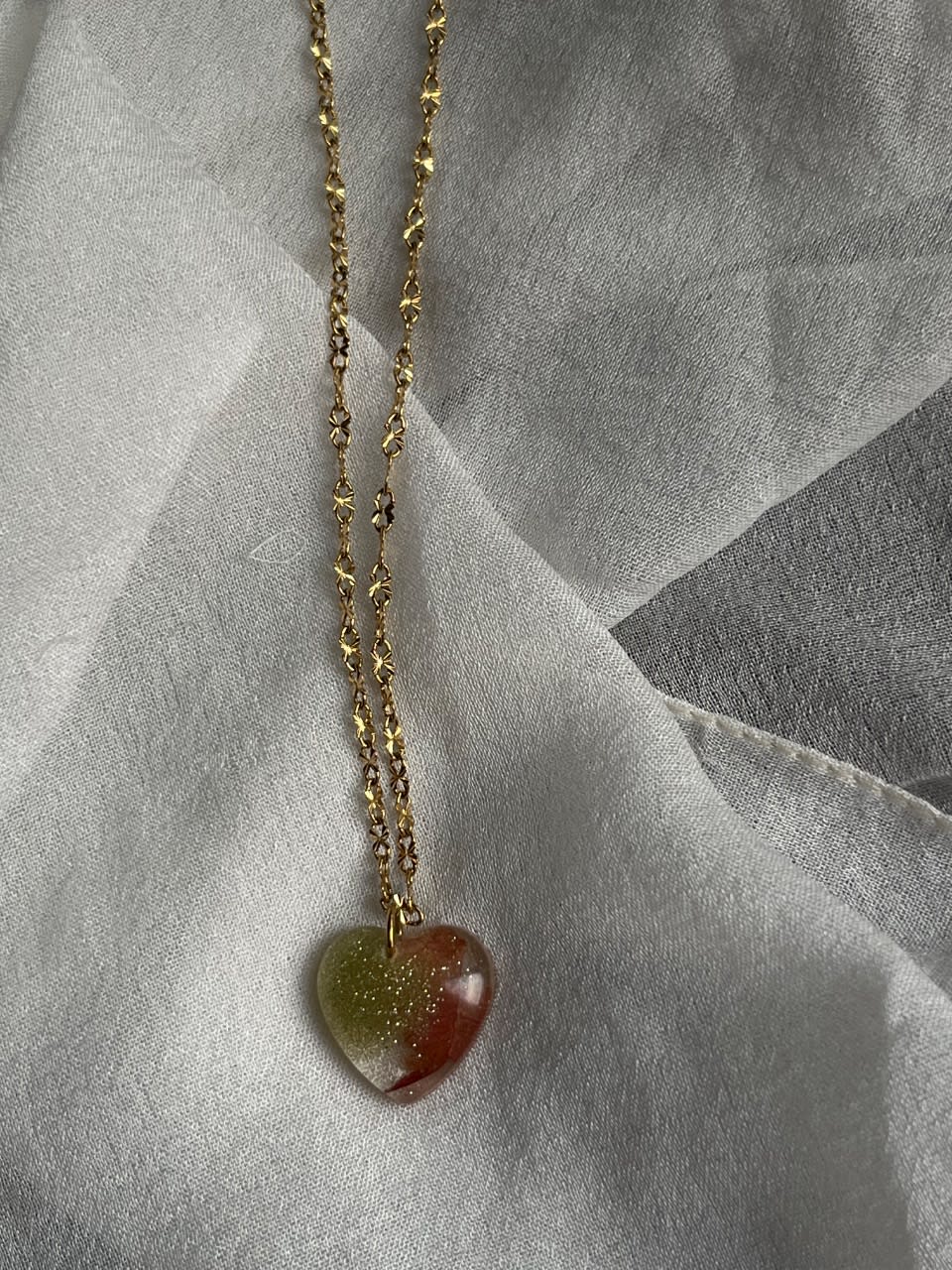 Necklace your own flower, forever yours. Real flower & stainless steel.