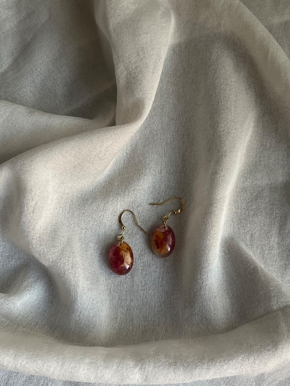 Earrings with real flowers in resin & stainless steel