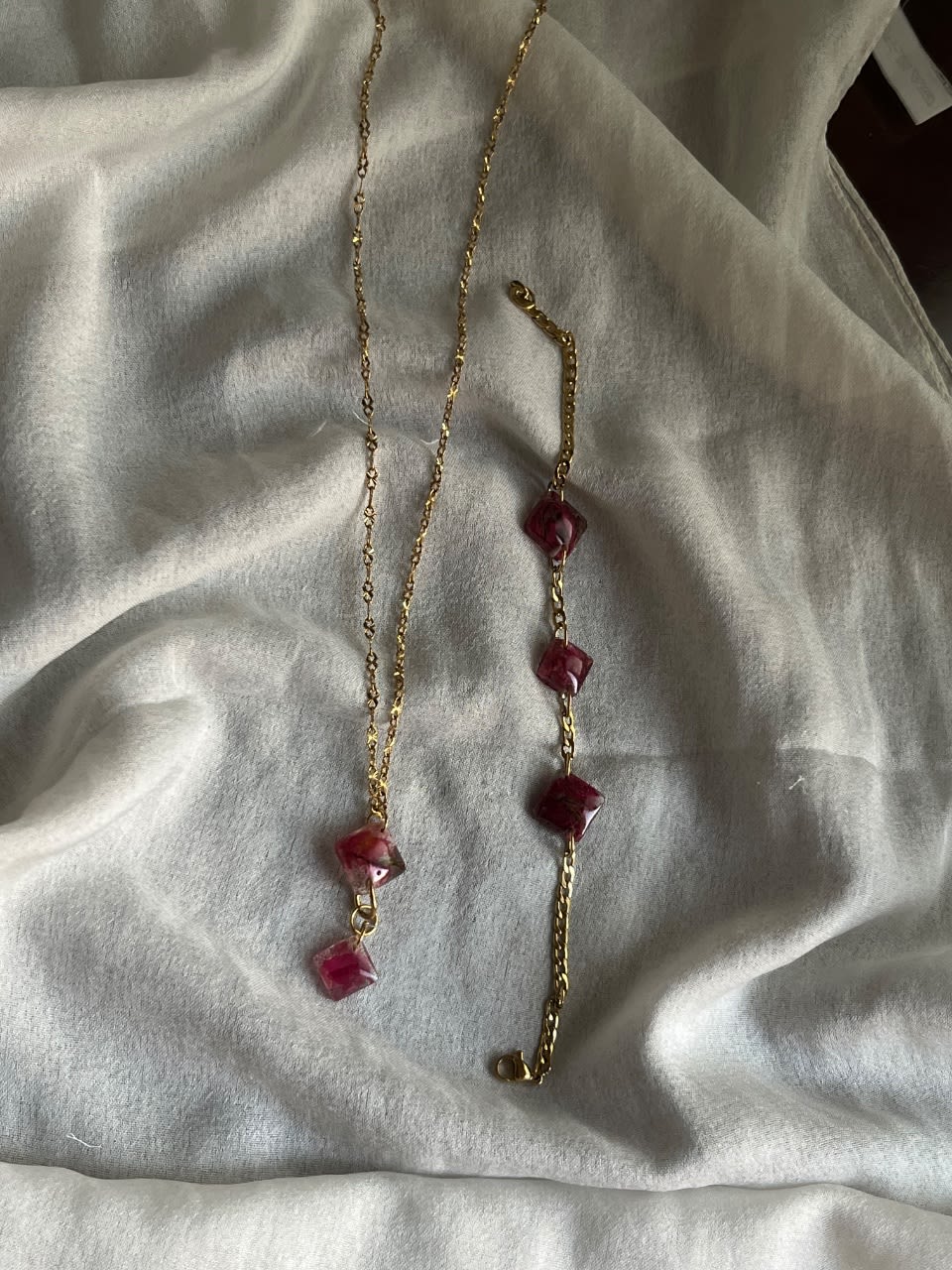 Necklace & bracelet bundle  Handmade resin & stainless steel.