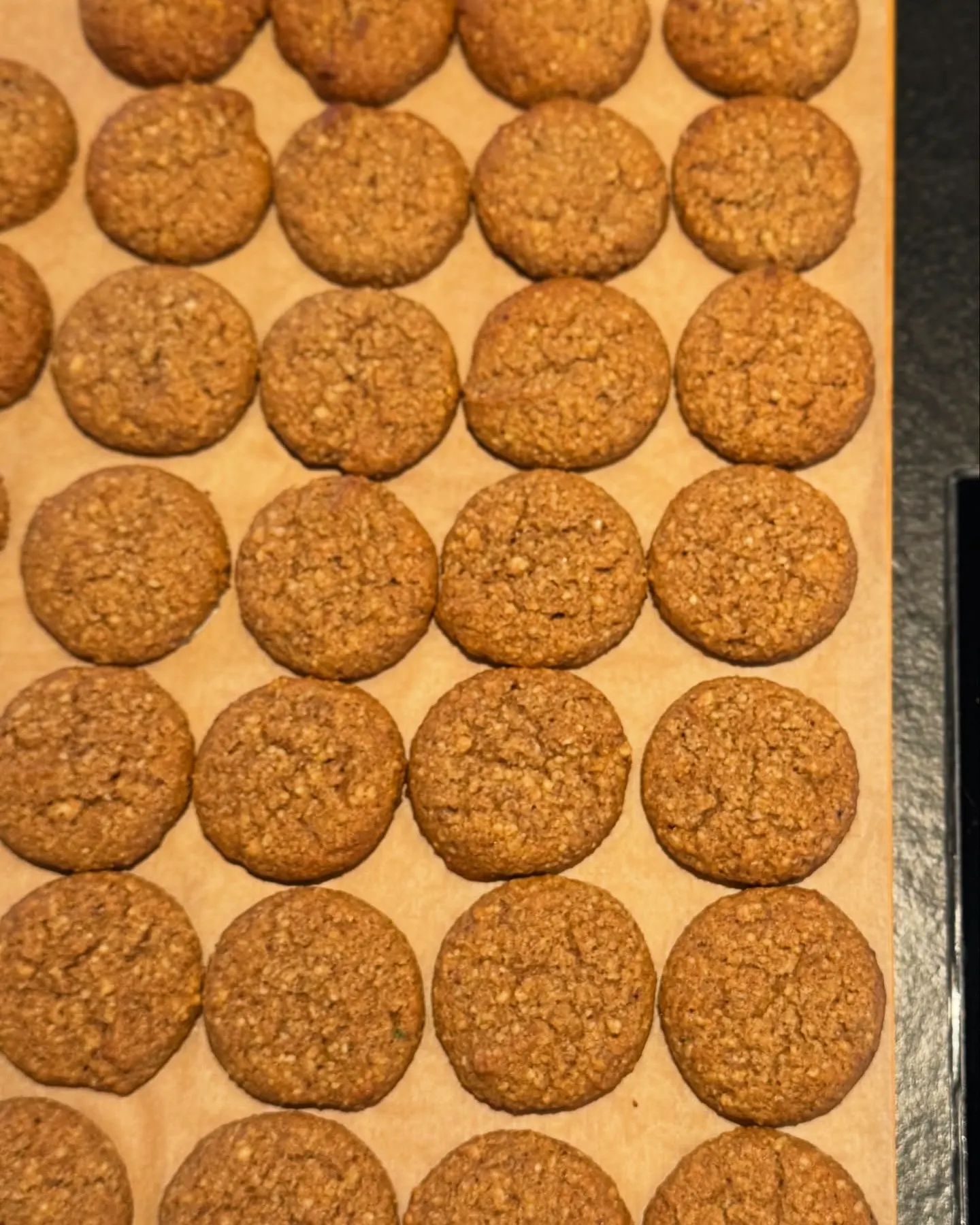 Serving Potato Gingerbread Cookies: Soft Christmas Lebkuchen Recipe