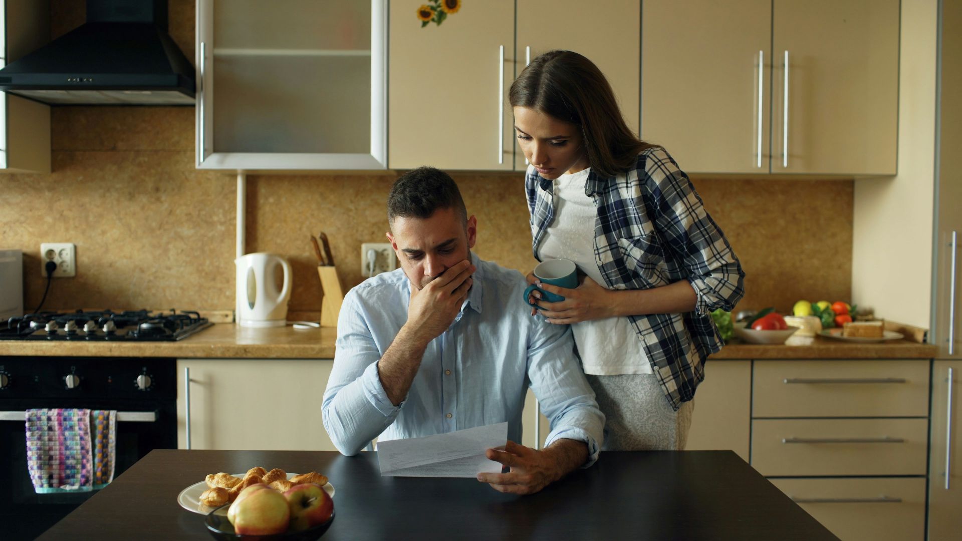 does gm financial refinance