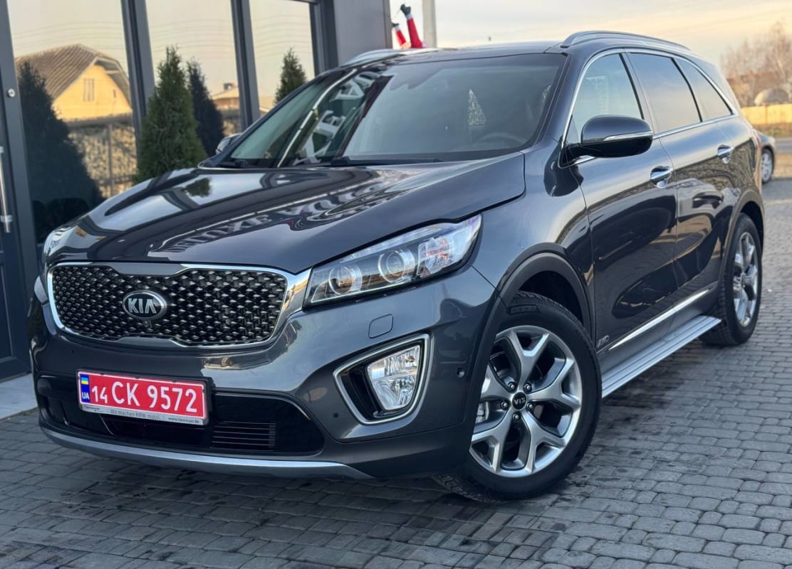 Kia Sorento Platinum Edition - фото 3
