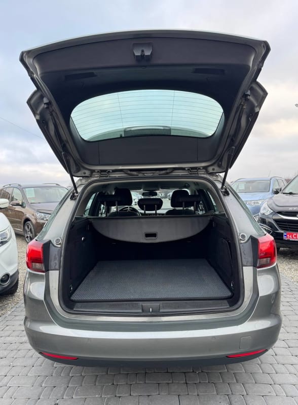 Opel Astra K - фото 9