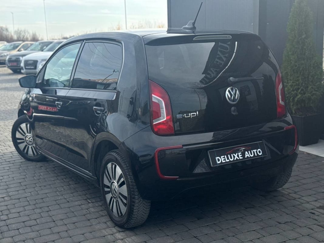 Volkswagen  E-up - фото 4