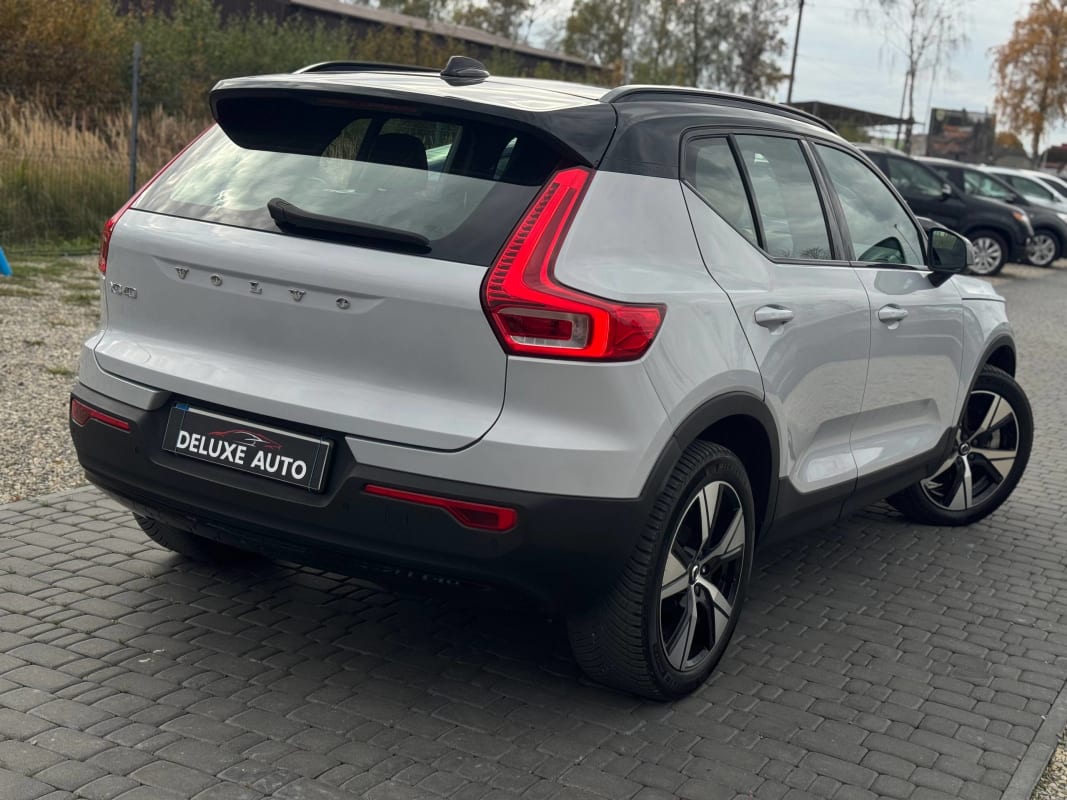 Volvo XC40 - фото 4