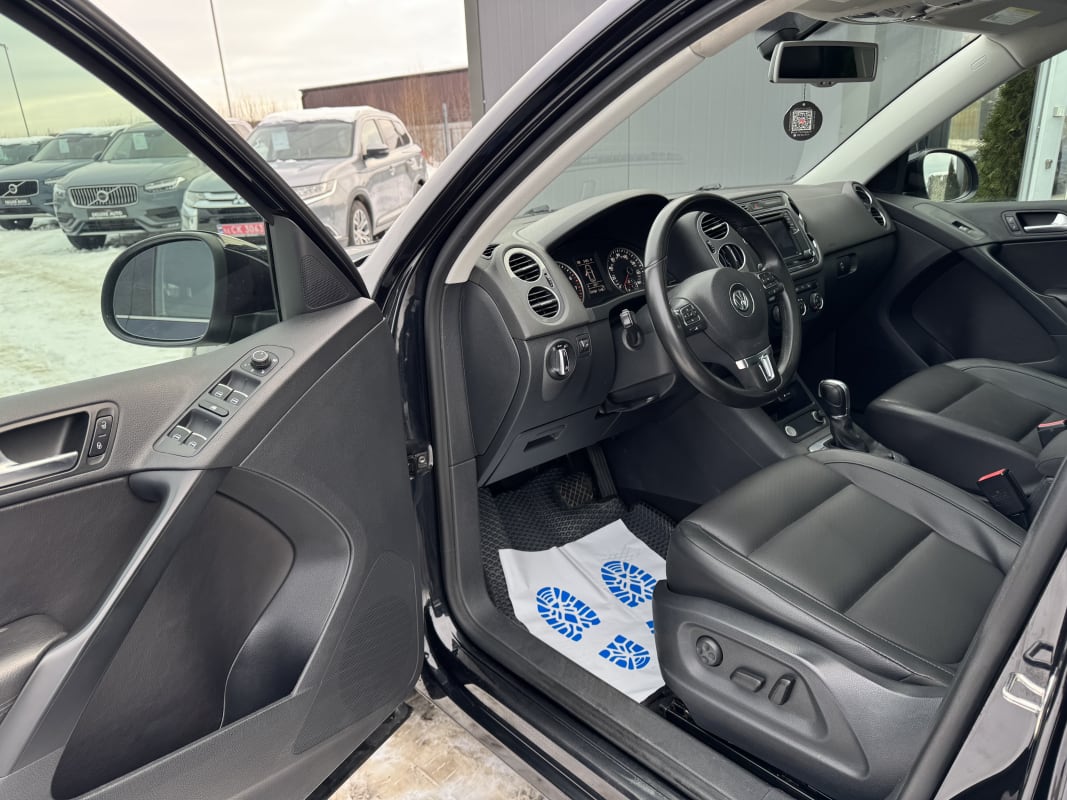 Volkswagen Tiguan - фото 5
