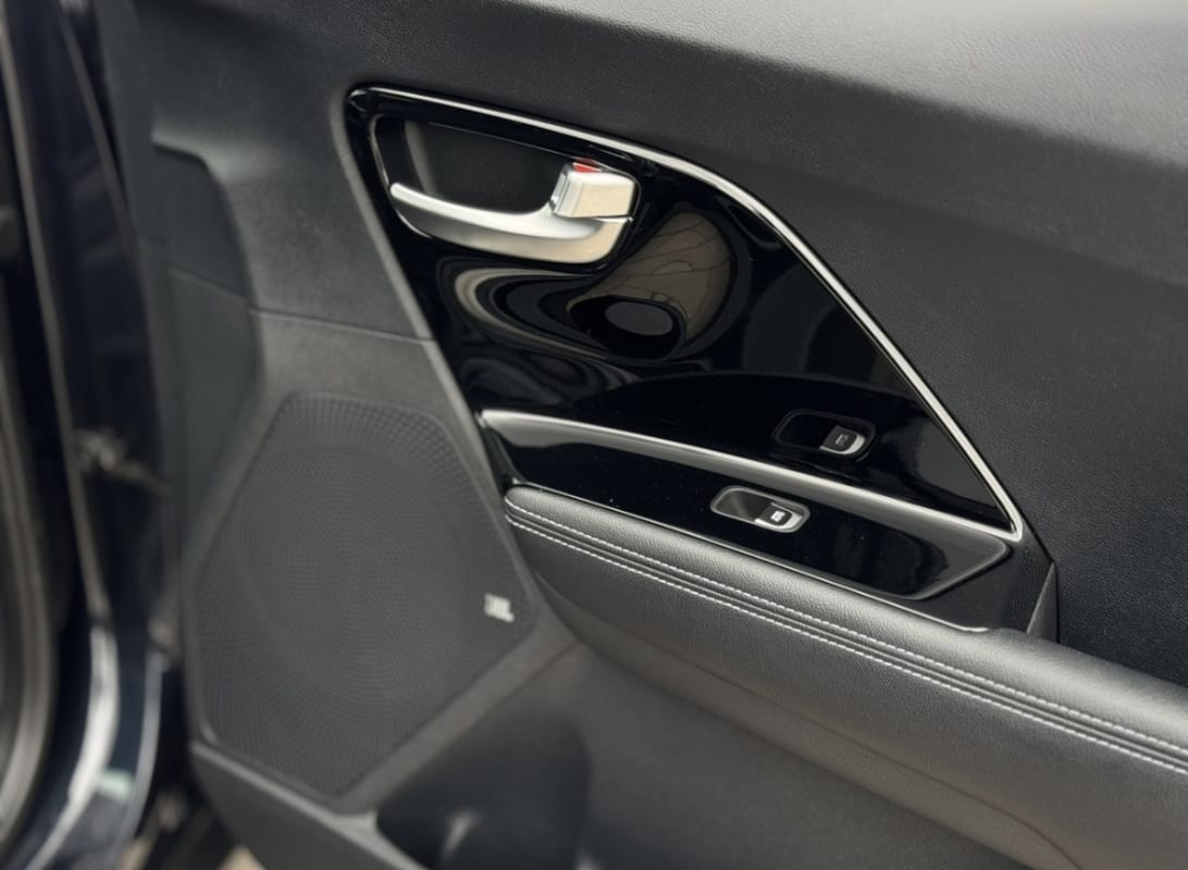 Kia E-Niro - фото 17