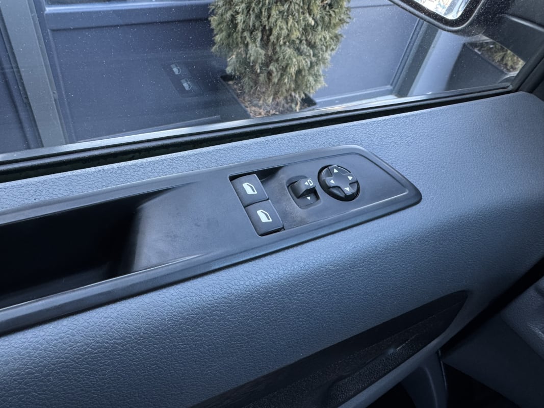 Peugeot Expert - фото 15