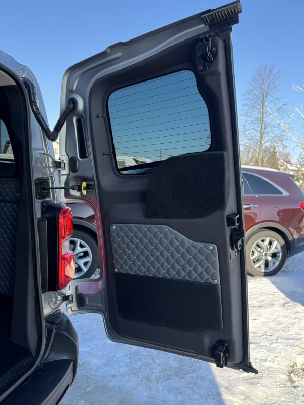 Peugeot Expert - фото 18