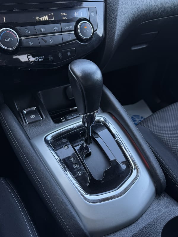 Nissan Qashqai - фото 32