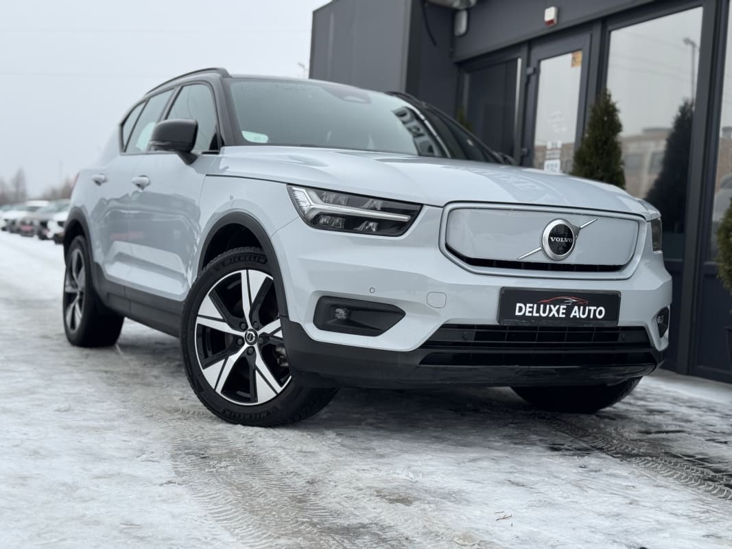 Volvo XC40 - фото 3