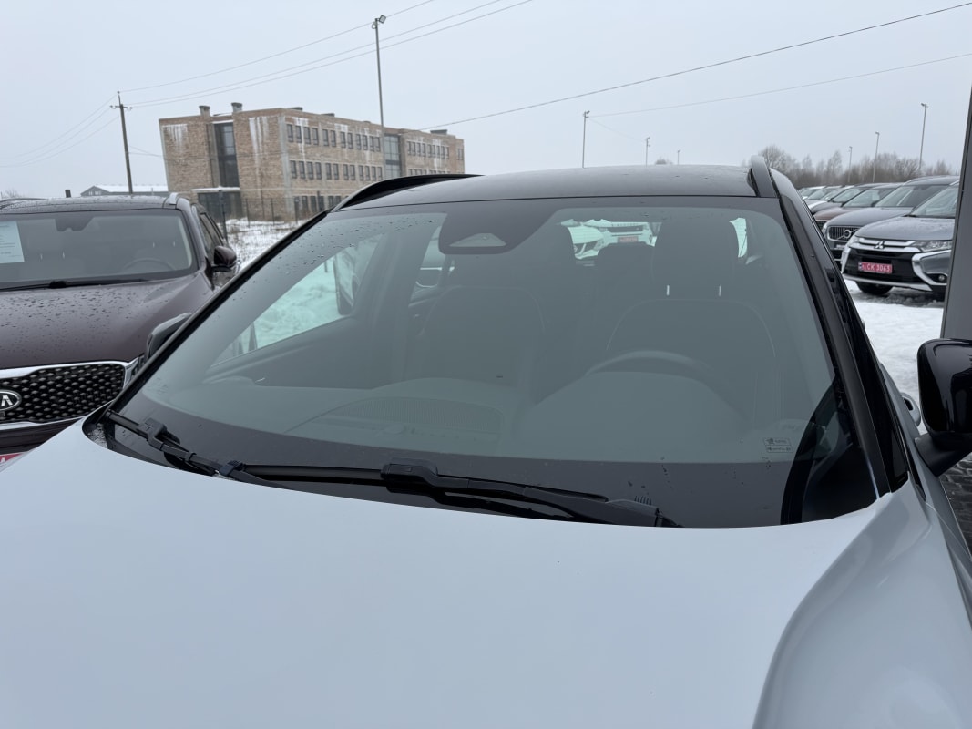 Volvo XC40 - фото 14