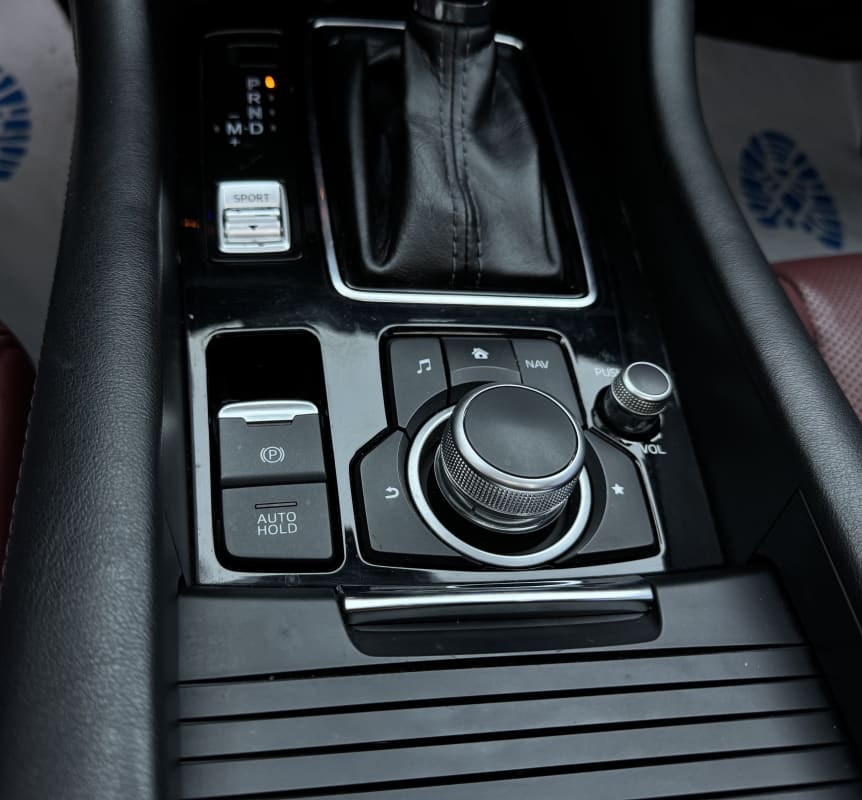 Mazda  6 - фото 32