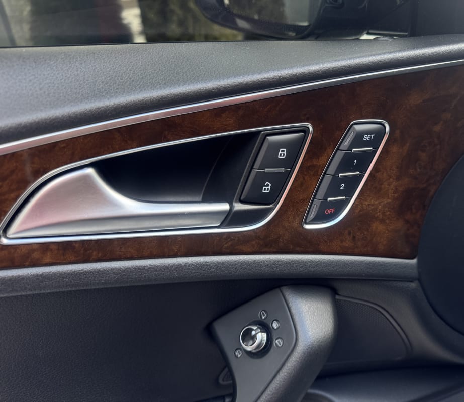 Audi A6 - фото 23