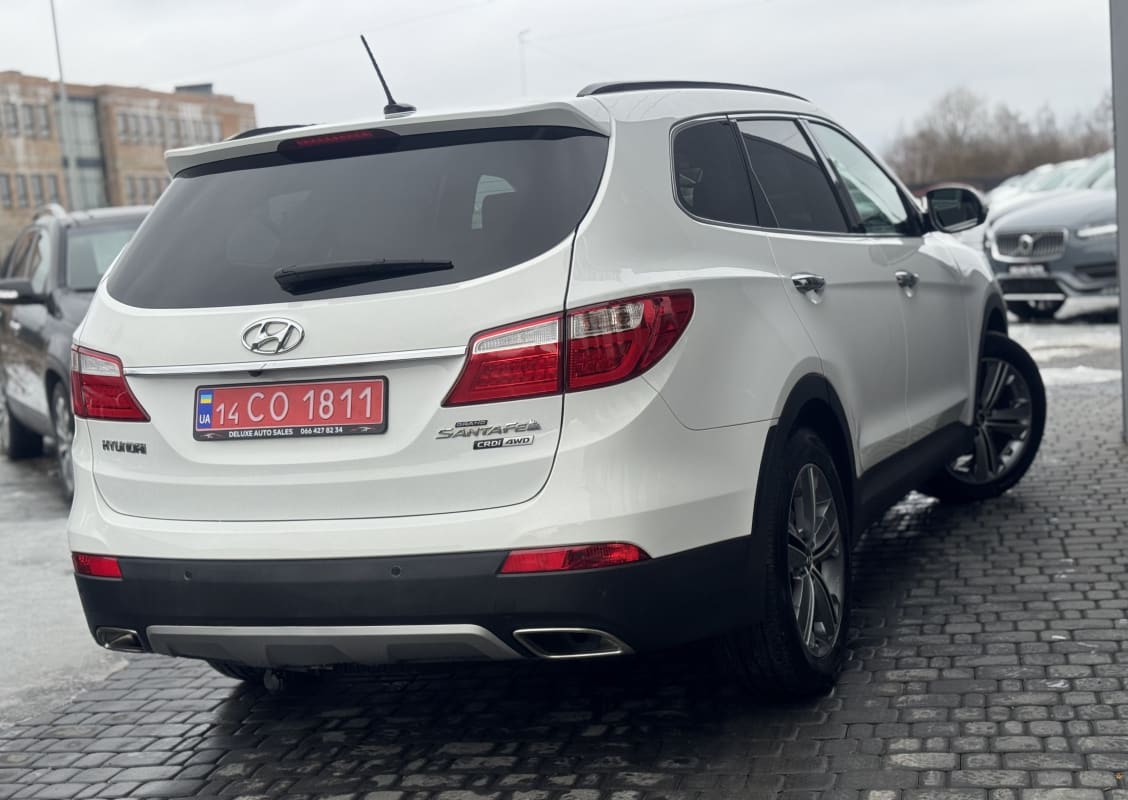 Hyundai Grand Santa Fe Premium+ - фото 3