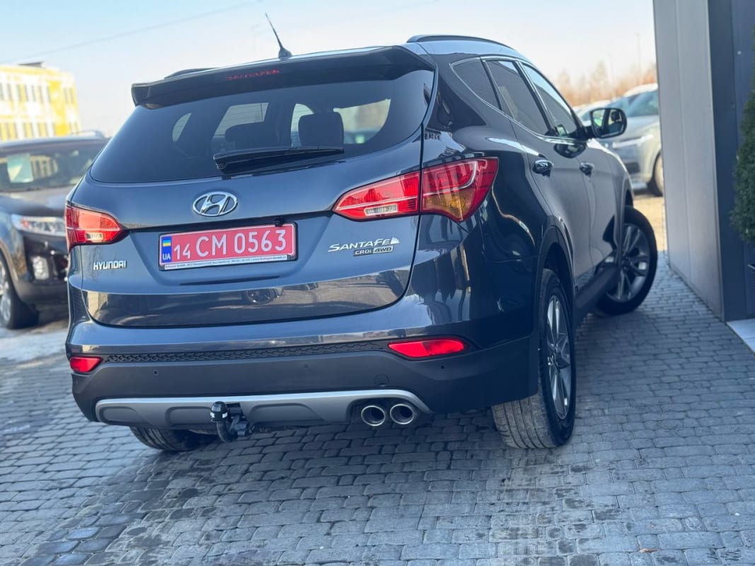 Hyundai Santa Fe - фото 4