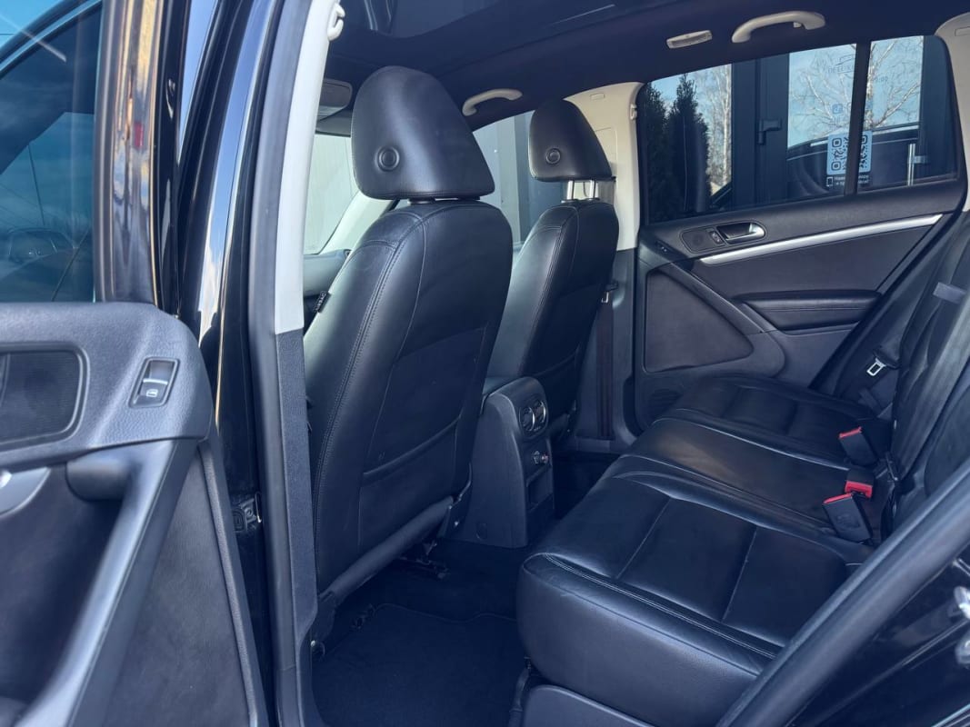 Volkswagen Tiguan - фото 5