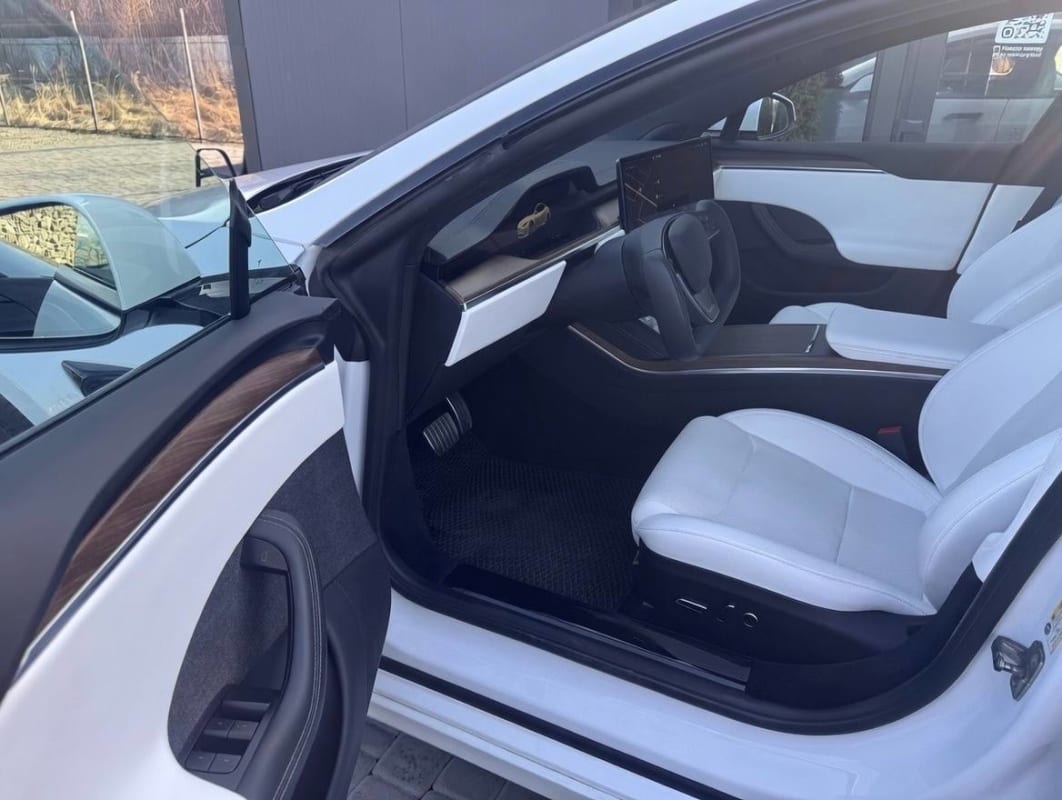 Tesla Model S Dual Motor - фото 8