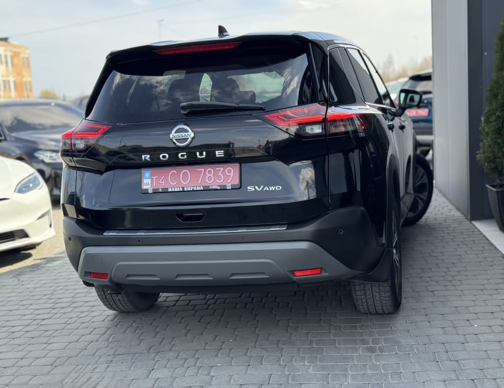 Nissan Rogue SV - фото 3