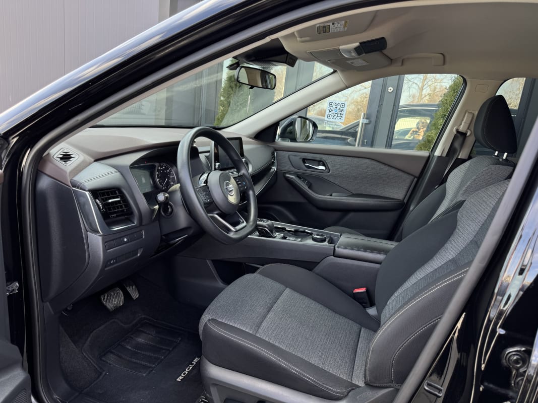 Nissan Rogue SV - фото 8