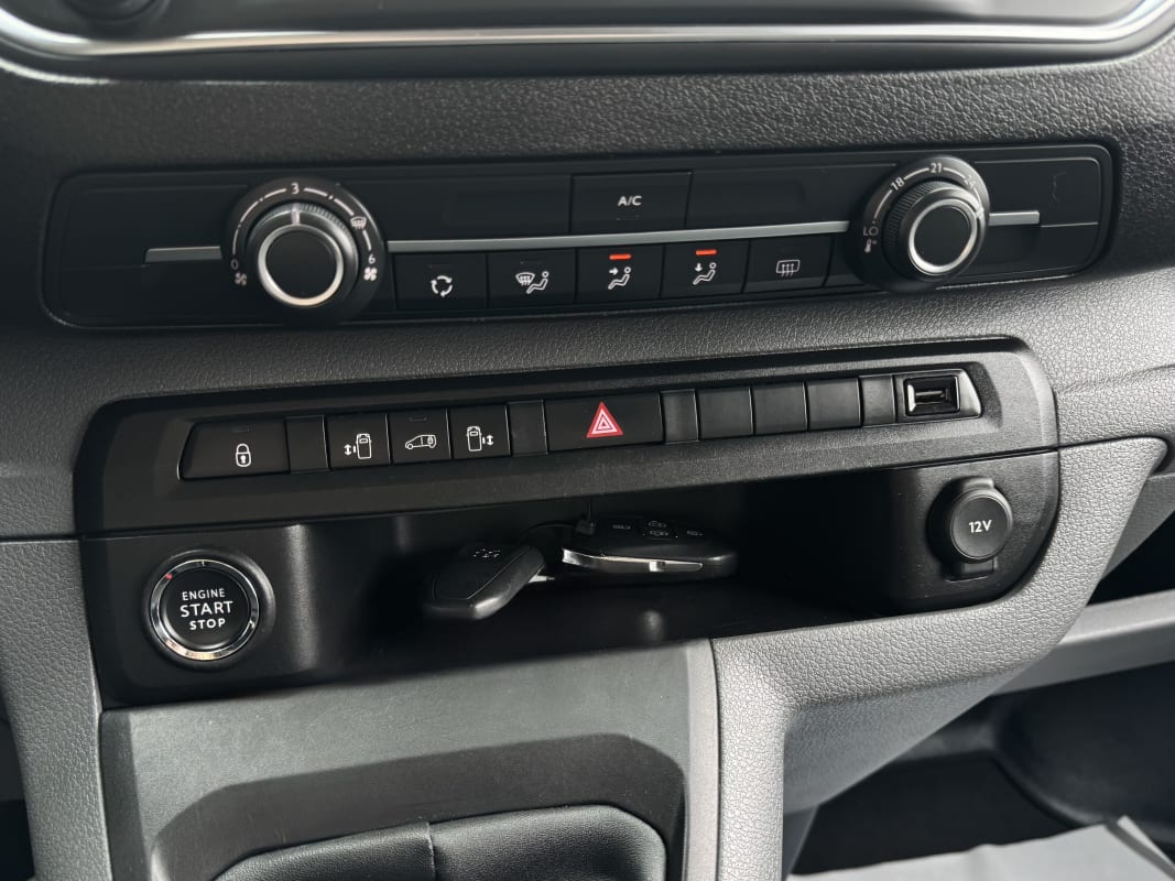 Peugeot Expert - фото 12