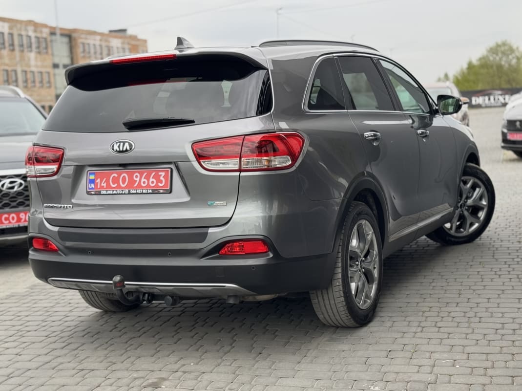 Kia Sorento - фото 2