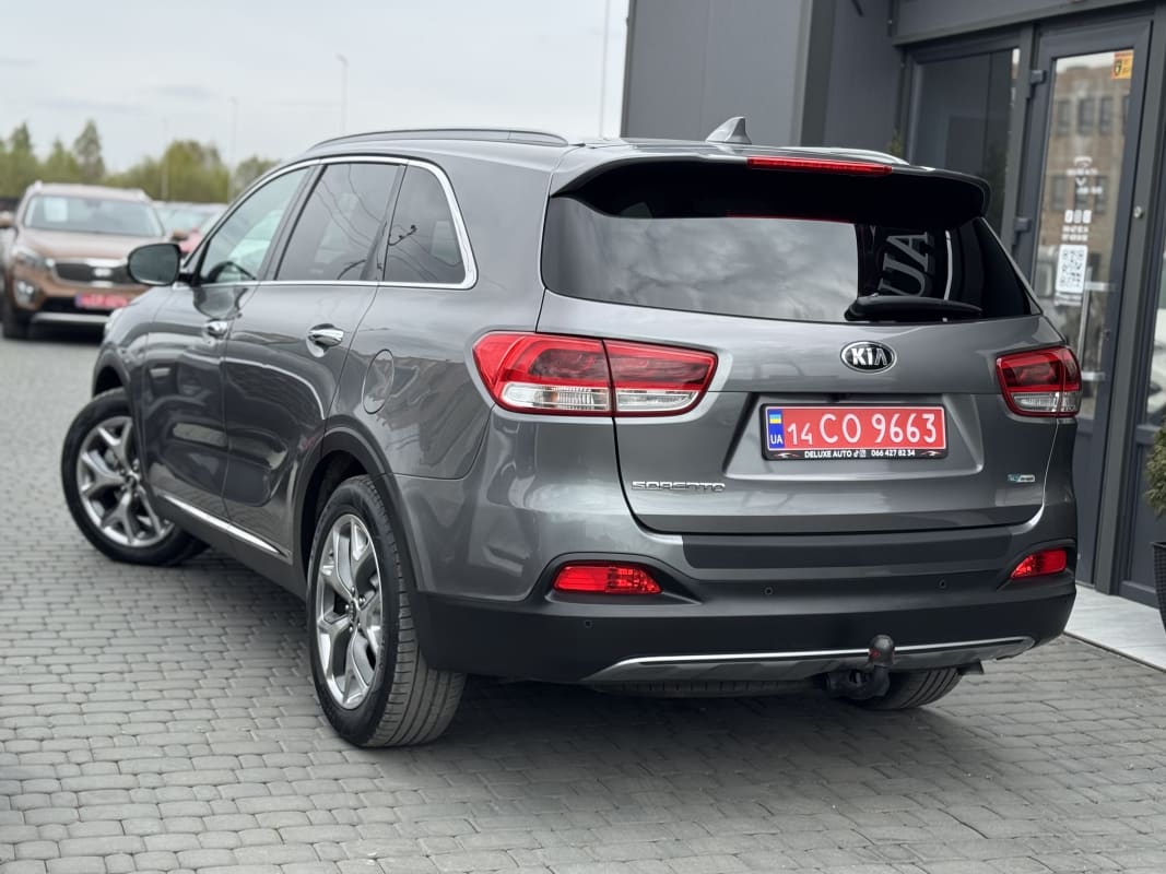 Kia Sorento - фото 3