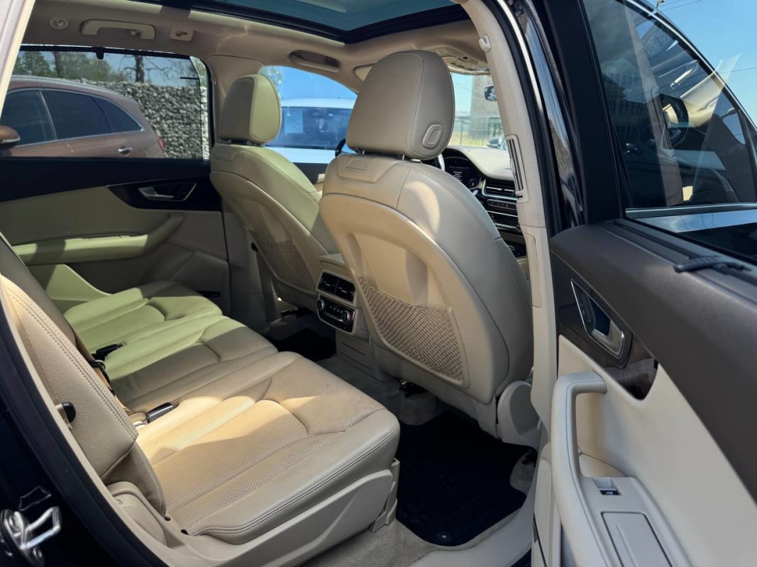 Audi Q7 Prestige - фото 5