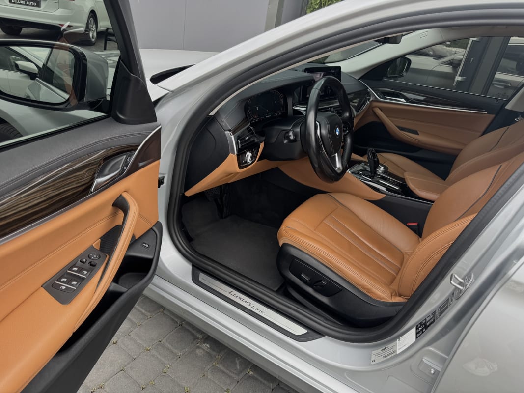 BMW 5 Series Luxury line - фото 5