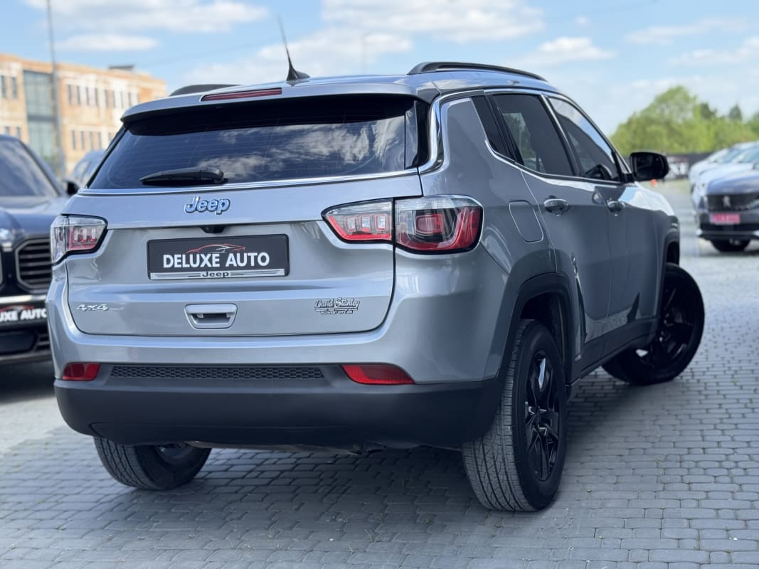 Jeep Compass Latitude - фото 2