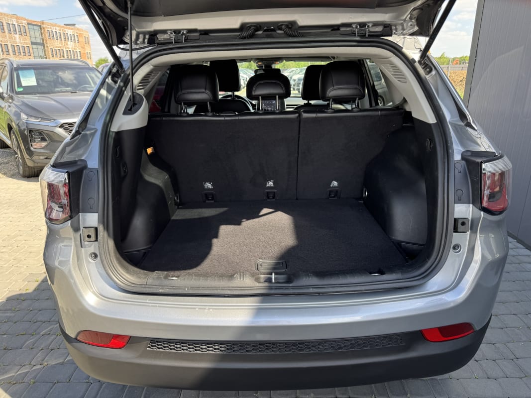 Jeep Compass Latitude - фото 9