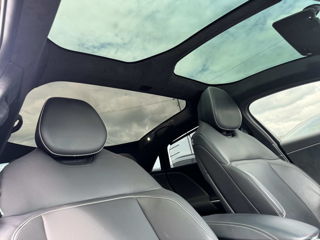Lucid Air Touring - фото 10