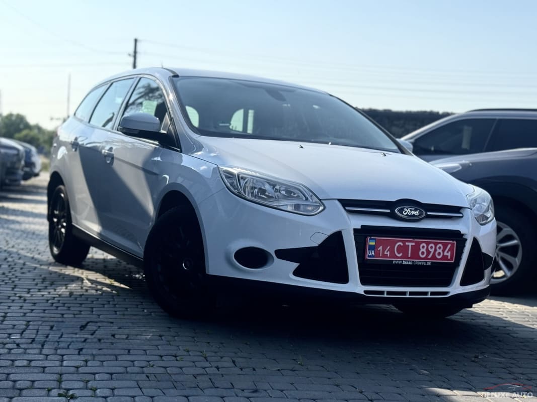Ford Focus - фото 4