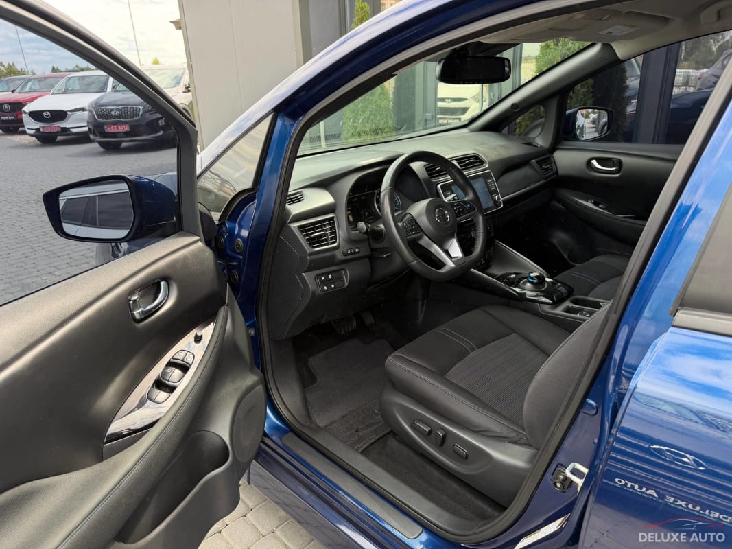 Nissan Leaf SW - фото 6
