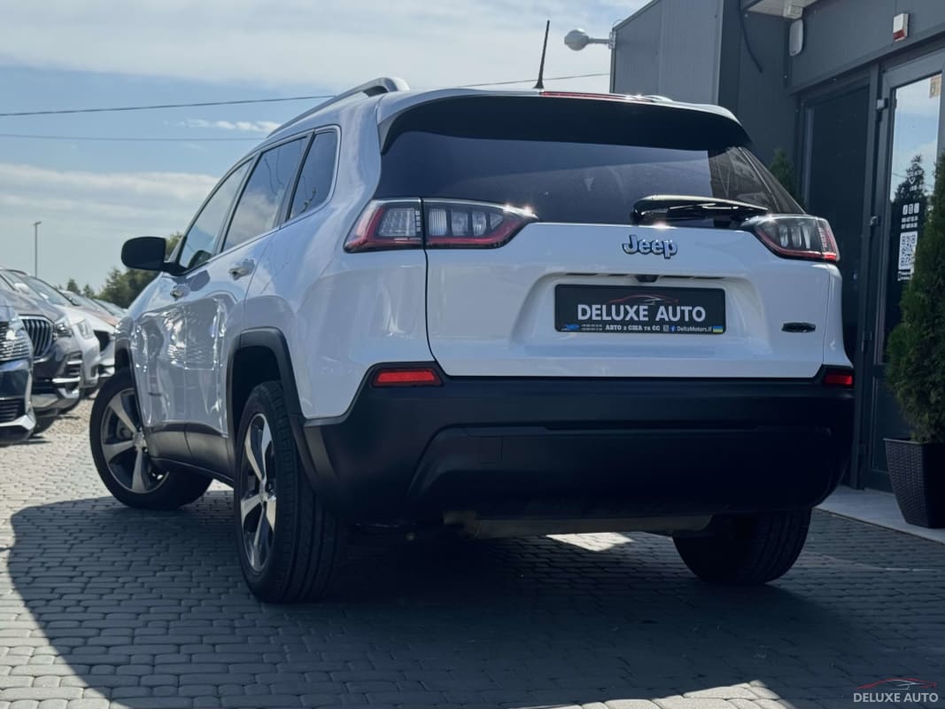 Jeep Cherokee Latitude - фото 3