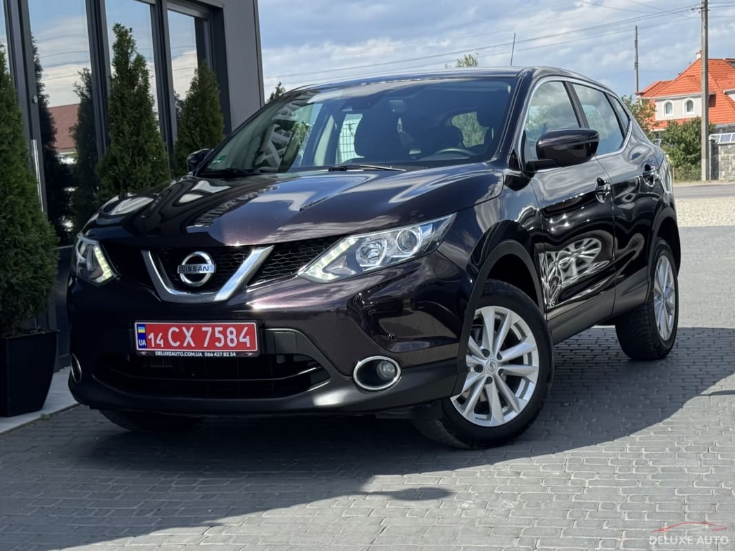 Nissan Qashqai - фото 1