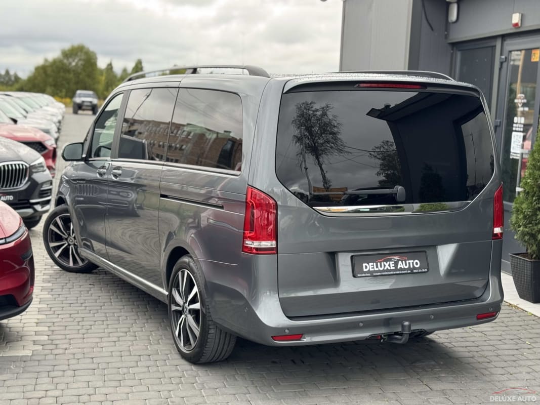 Mercedes-Benz V-Class 300d - фото 3