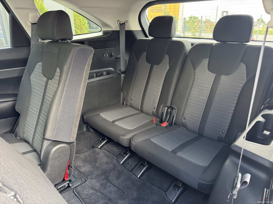 Kia Sorento - фото 9