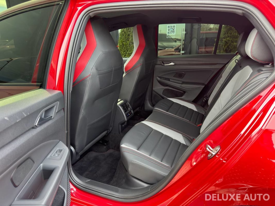 Volkswagen Golf GTI - фото 6