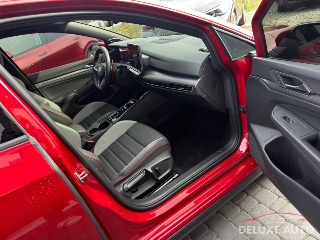 Volkswagen Golf GTI - фото 7