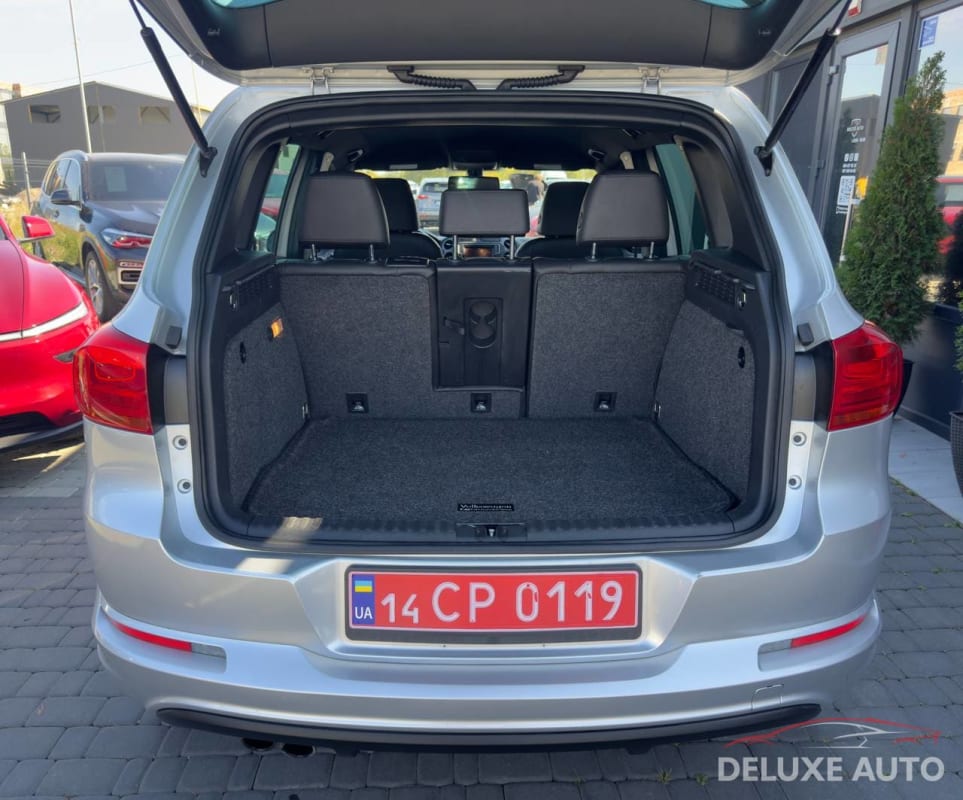 Volkswagen Tiguan R-line - фото 10